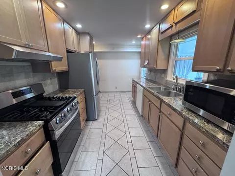 Kitchen - 711 S Simon St, Ada, OH 45810 photo 1 of 4