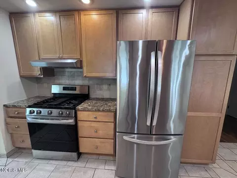 Kitchen - 711 S Simon St, Ada, OH 45810 photo 3 of 4