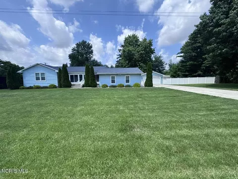 Exterior - 711 S Simon St, Ada, OH 45810 photo 12 of 21