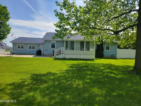 Exterior - 711 S Simon St, Ada, OH 45810 photo 9 of 21