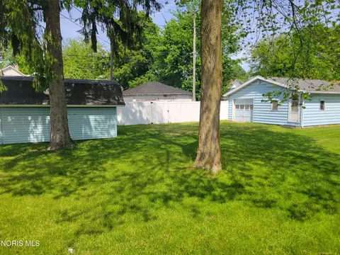 Exterior - 711 S Simon St, Ada, OH 45810 photo 21 of 21
