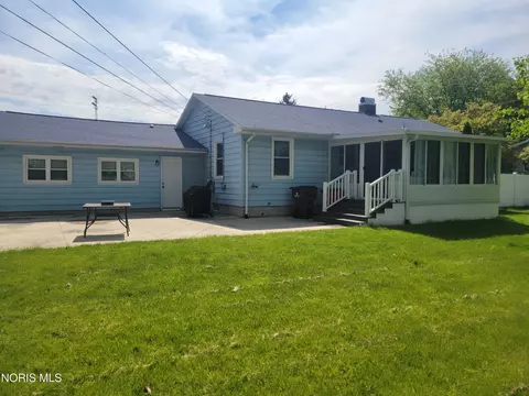Exterior - 711 S Simon St, Ada, OH 45810 photo 7 of 21
