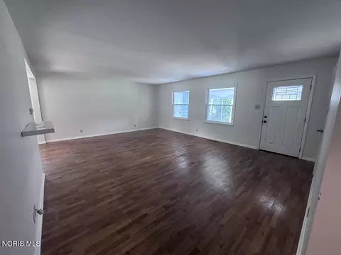 Living - 711 S Simon St, Ada, OH 45810 photo 3 of 3