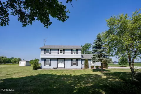 23976 Coressel Rd, Defiance, OH 43512