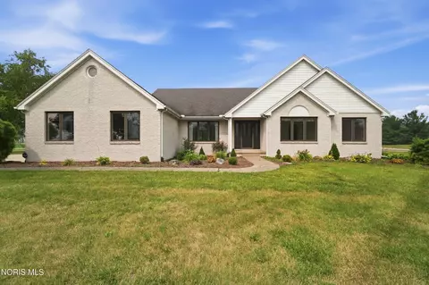 5025 Kilburn Rd, Sylvania, OH 43560