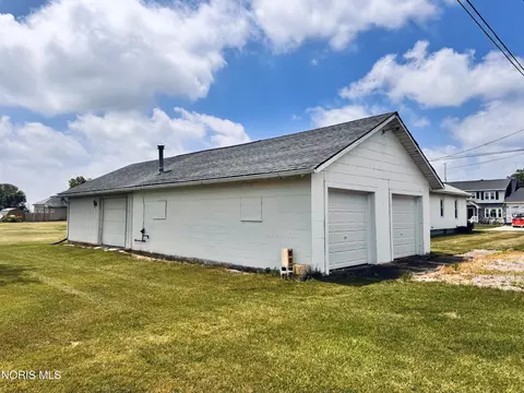525 Washington St, Blakeslee, OH 43505 photo 17