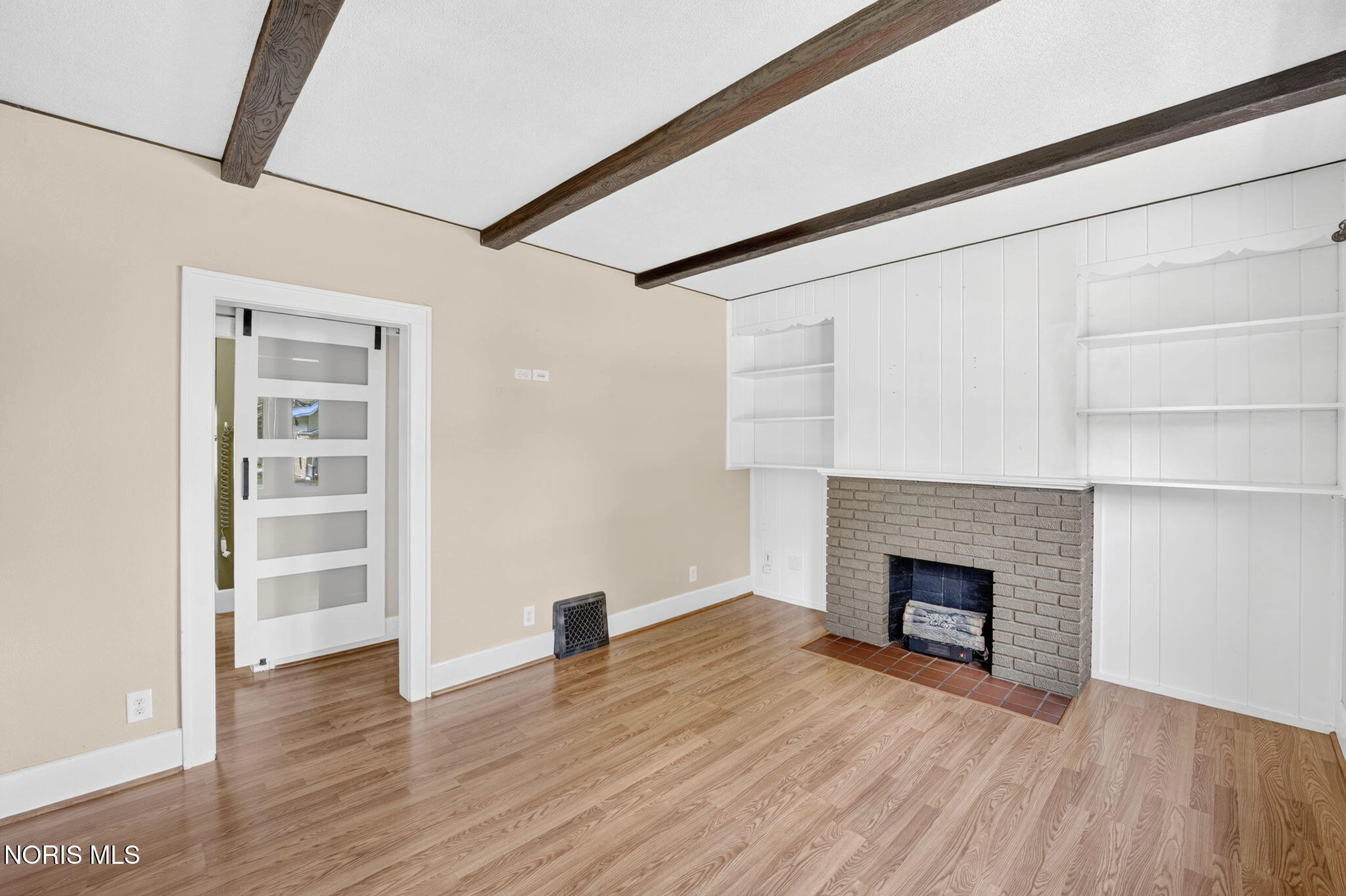 303 E William St, Maumee, OH 43537 photo 7