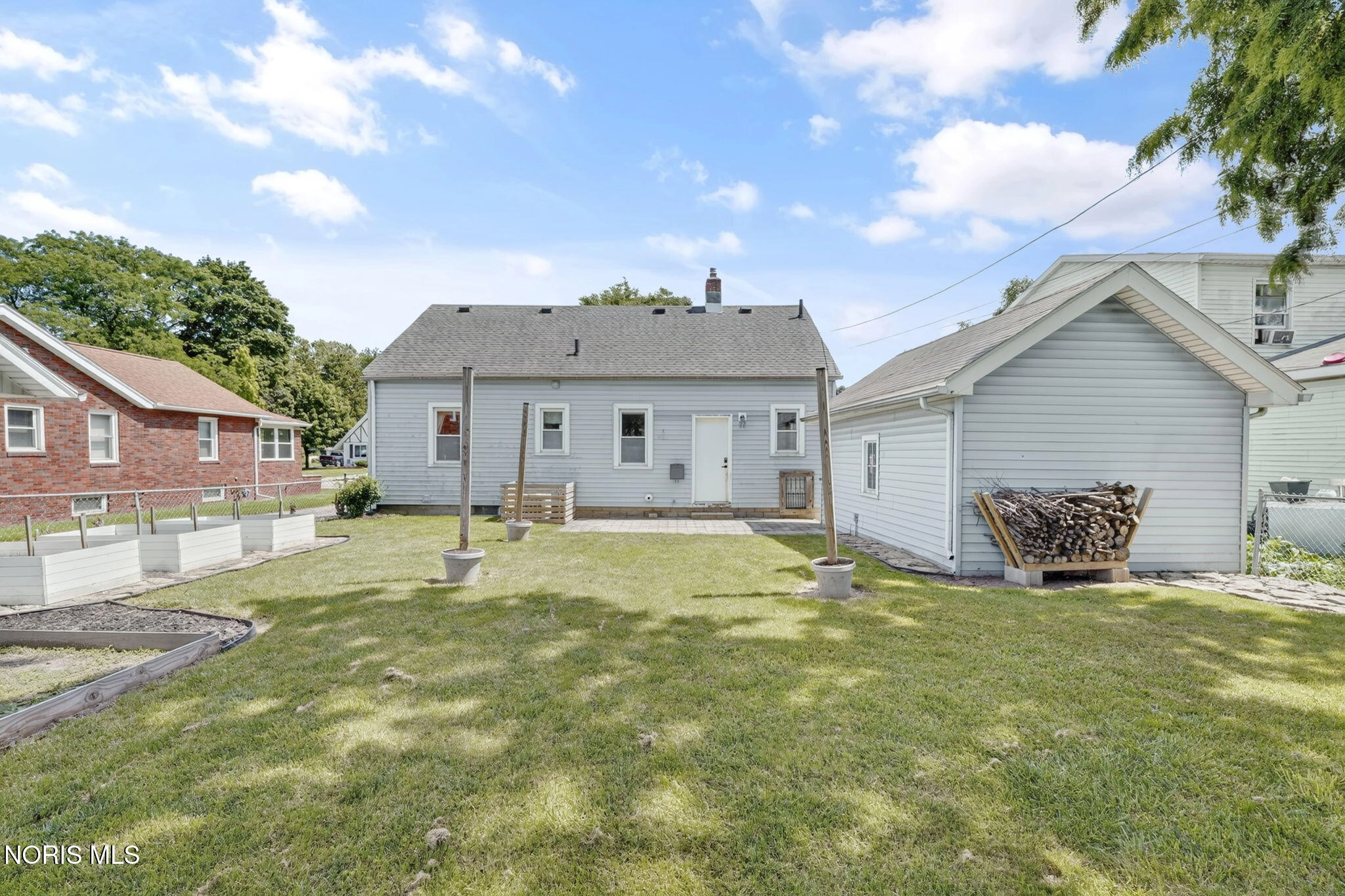 303 E William St, Maumee, OH 43537 photo 22