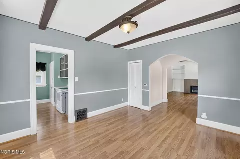 303 E William St, Maumee, OH 43537 photo 12