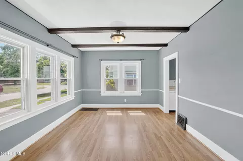 303 E William St, Maumee, OH 43537 photo 11