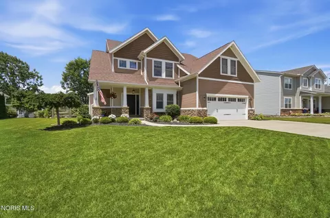 801 Barnstable Ln, Bowling Green, OH 43402
