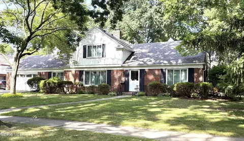 2521 Middlesex Dr, Toledo, OH 43606