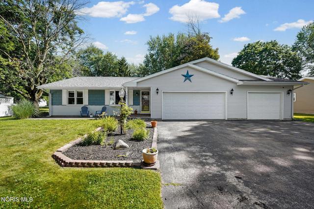 7867 Driftwood Dr, Findlay, OH 45840