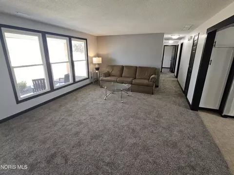 Living - 10030 County Road D, Bryan, OH 43506 photo 2 of 7