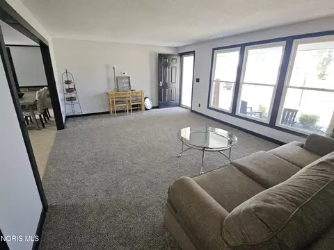 Living - 10030 County Road D, Bryan, OH 43506 photo 1 of 7