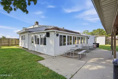 Exterior - 1730 Lima Ave, Findlay, OH 45840 photo 9 of 11