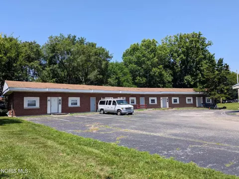 1730 Lima Ave, Findlay, OH 45840 photo 2