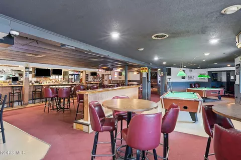 Dining - 1730 Lima Ave, Findlay, OH 45840 photo 5 of 5