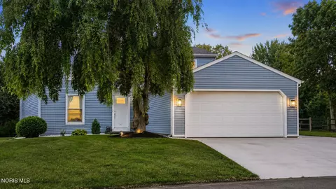 6947 Oakshade Rd, Sylvania, OH 43560