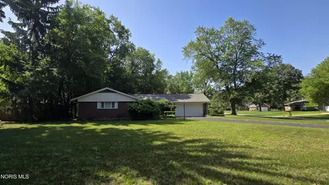 4913 S Arvilla Dr, Toledo, OH 43623