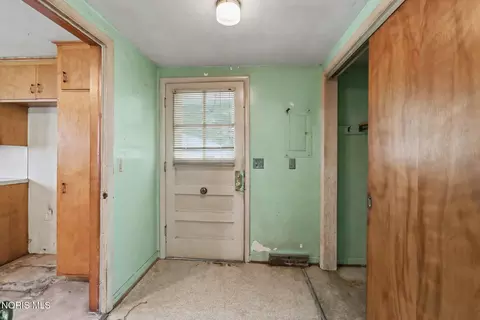 Entry Way - 106 E 5th St, Genoa, OH 43430 photo 2 of 2