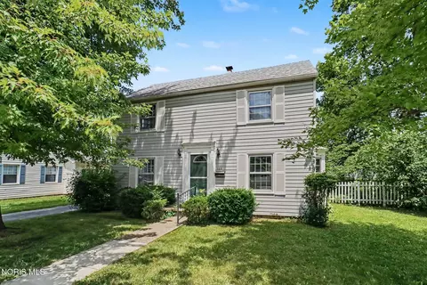 Exterior - 106 E 5th St, Genoa, OH 43430 photo 2 of 5