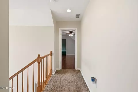Entry Way - 4771 County Road 159, Dunkirk, OH 45836 photo 4 of 6