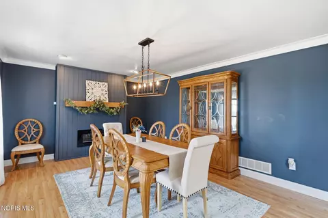 Dining - 4771 County Road 159, Dunkirk, OH 45836 photo 3 of 3