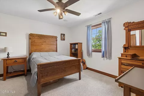 Bedroom - 6605 County Rd 8, Bryan, OH 43506 photo 4 of 8