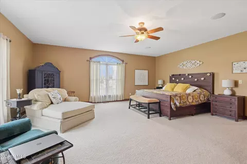 Bedroom - 6605 County Rd 8, Bryan, OH 43506 photo 2 of 8