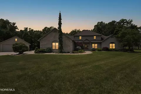 Exterior - 6605 County Rd 8, Bryan, OH 43506 photo 2 of 10
