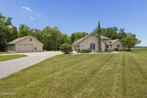 Exterior - 6605 County Rd 8, Bryan, OH 43506 photo 3 of 10