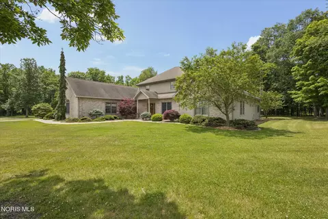 Exterior - 6605 County Rd 8, Bryan, OH 43506 photo 5 of 10