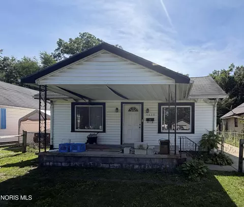 5839 Artwell Dr, Sylvania, OH 43560