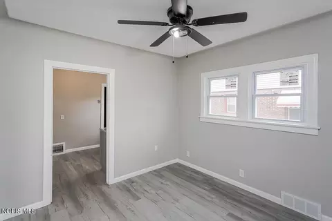 629 Cuthbert Rd, Toledo, OH 43607 photo 9