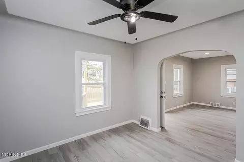 629 Cuthbert Rd, Toledo, OH 43607 photo 11