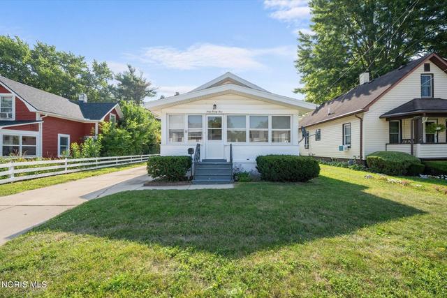 6024 Park St, Sylvania, OH 43560