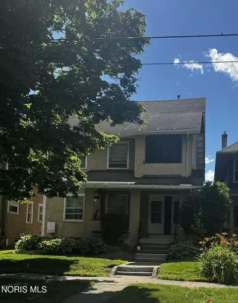 2445 Parkwood Ave, Toledo, OH 43620