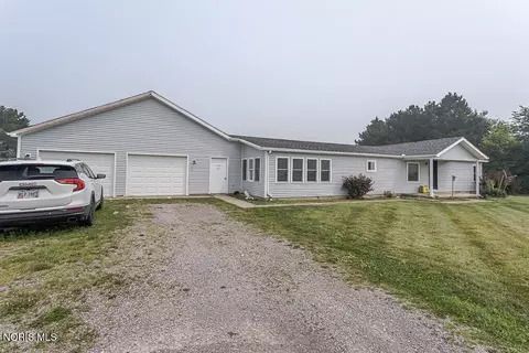Exterior - 3534 Road I, Leipsic, OH 45856 photo 2 of 7