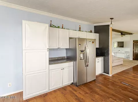Kitchen - 3534 Road I, Leipsic, OH 45856 photo 5 of 8