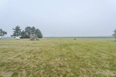 Exterior - 3534 Road I, Leipsic, OH 45856 photo 3 of 7