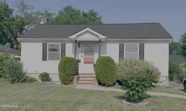 941 N Summit St, Bowling Green, OH 43402