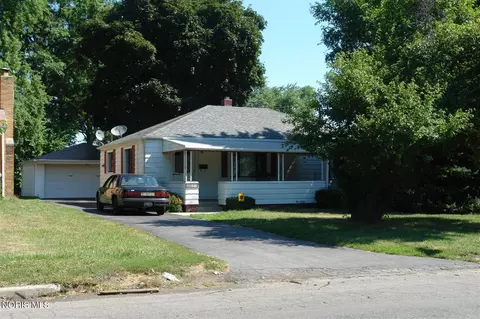 5340 W Bancroft St, Toledo, OH 43615