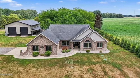 8841 Henry Lucas County Rd, Liberty Center, OH 43532