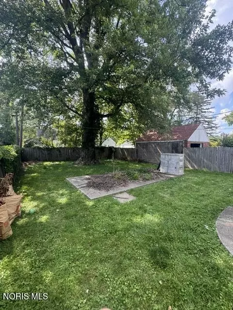 Exterior - 613 Secor Rd, Toledo, OH 43607 photo 2 of 3