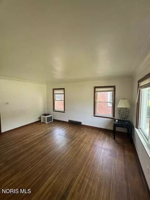 Living - 613 Secor Rd, Toledo, OH 43607 photo 2 of 2
