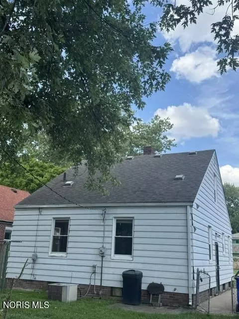 Exterior - 613 Secor Rd, Toledo, OH 43607 photo 1 of 3