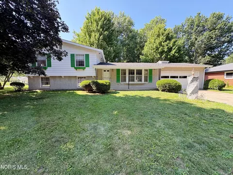 1005 Gustin Ave, Bowling Green, OH 43402