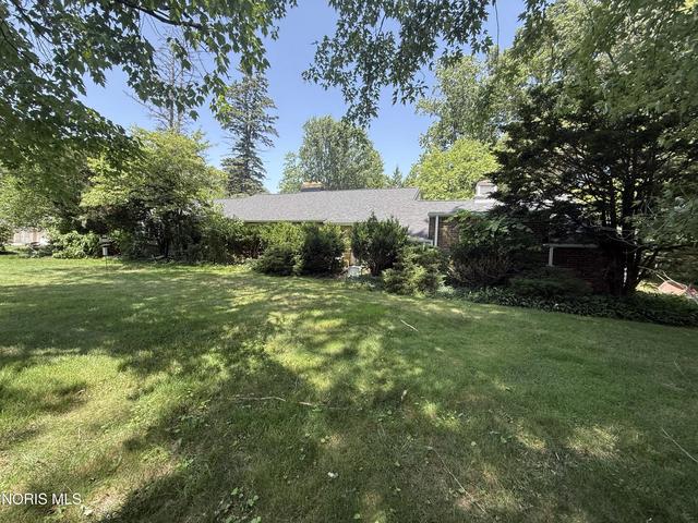 30 Lansdowne Rd, Toledo, OH 43623