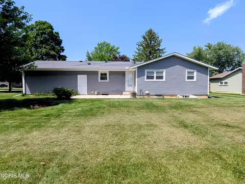 714 E North St, West Unity, OH 43570 photo 6